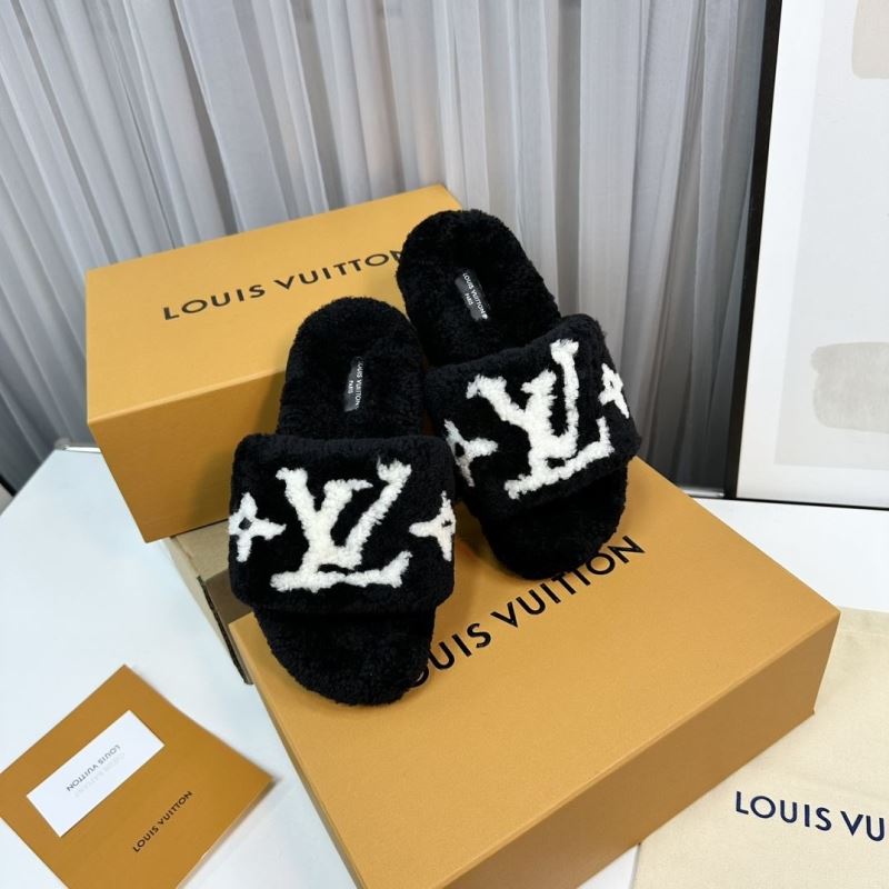 Louis Vuitton Slippers